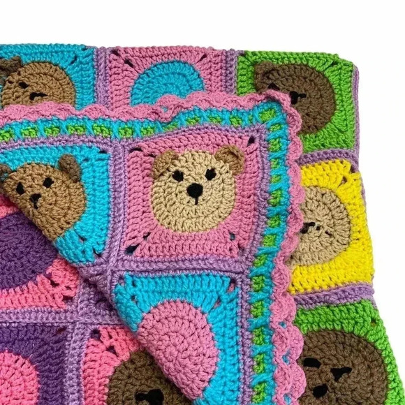 Handmade Crochet Teddy Bear Granny Square Baby Nursery Afghan Blanket 45x45 - Picture 5 of 6